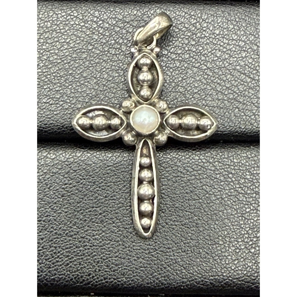 Silpada Sterling Silver 1.5" Cross Pendant 5.9 Grams J19